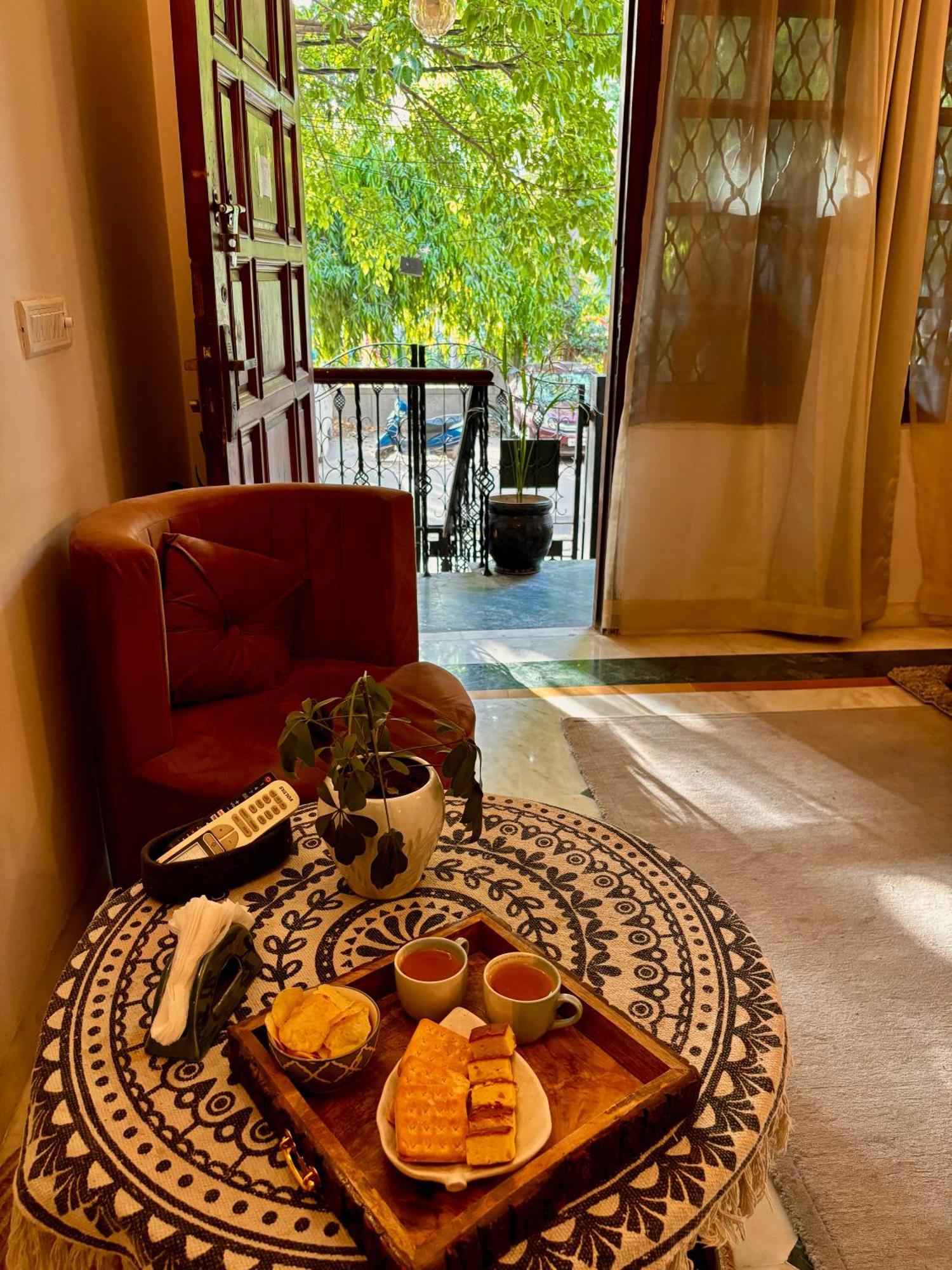 Atharva'S Homestay By Goaround Homes - Nehru Enclave Metro, South Delhi New Delhi Eksteriør billede