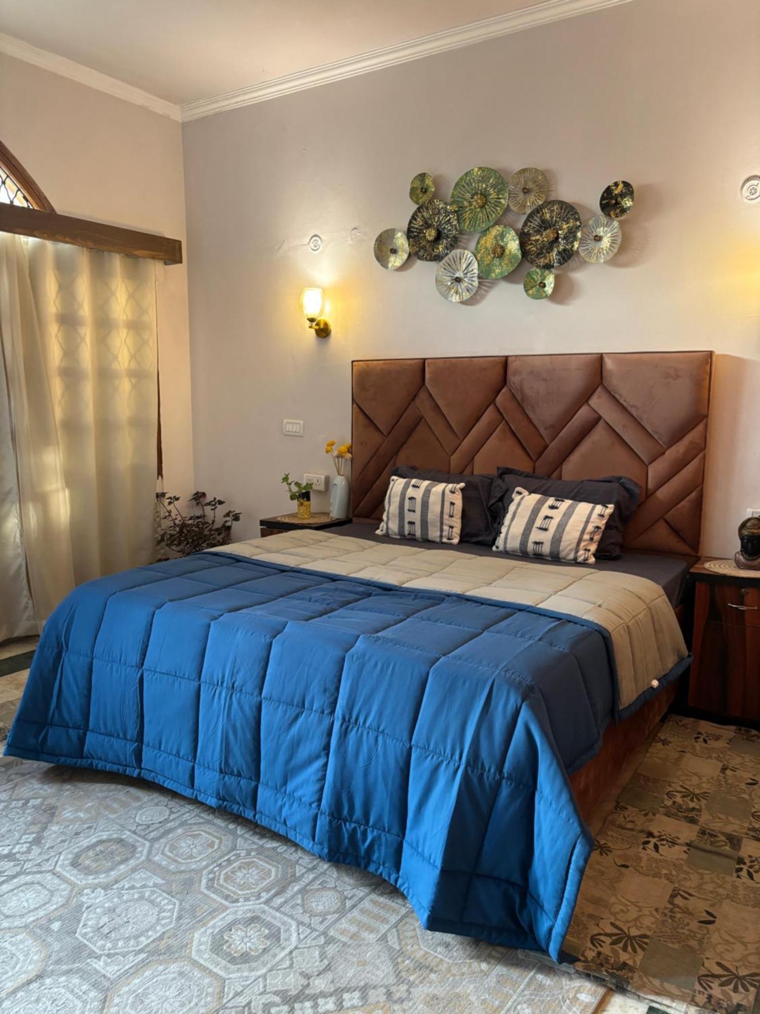 Atharva'S Homestay By Goaround Homes - Nehru Enclave Metro, South Delhi New Delhi Eksteriør billede