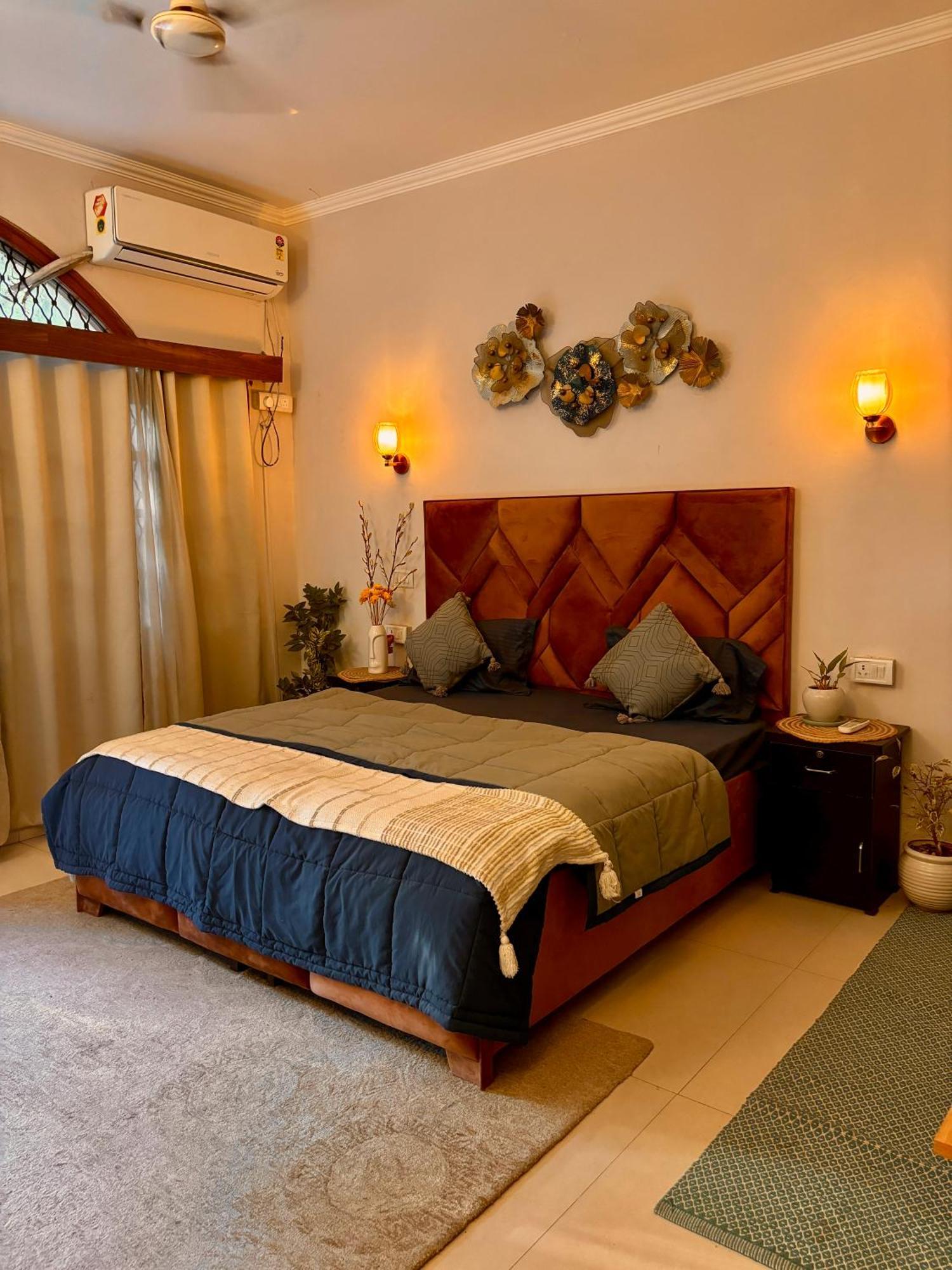 Atharva'S Homestay By Goaround Homes - Nehru Enclave Metro, South Delhi New Delhi Eksteriør billede